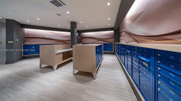 $4,800 | 19401 West Dixie Highway, Unit 206, Miami, FL 33180