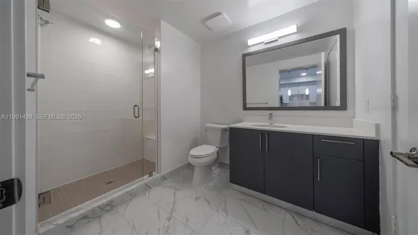 $4,800 | 19401 West Dixie Highway, Unit 206, Miami, FL 33180