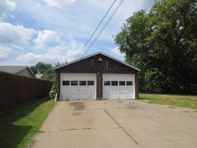 609 Thayer Street Rhinelander, WI 54501 - Photo 2 of 15 Gallery Image 2