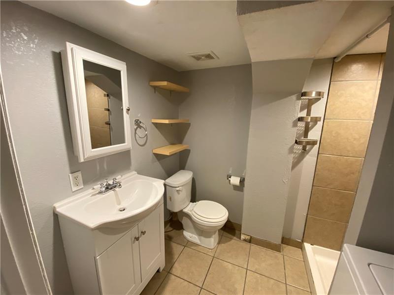 79 Price Road Presto, PA 15142 - Photo 13 of 19 Gallery Image 13
