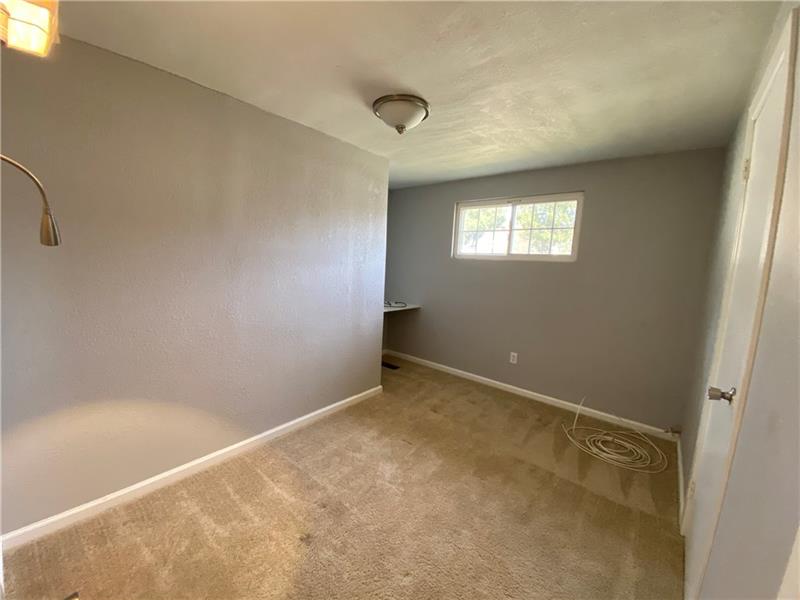 79 Price Road Presto, PA 15142 - Photo 9 of 19 Gallery Image 9