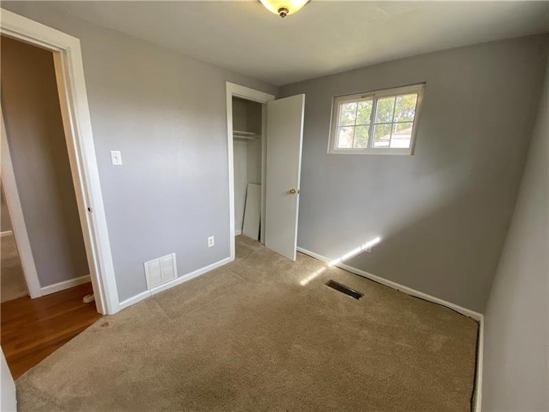 79 Price Road Presto, PA 15142 - Photo 10 of 19 Gallery Image 10