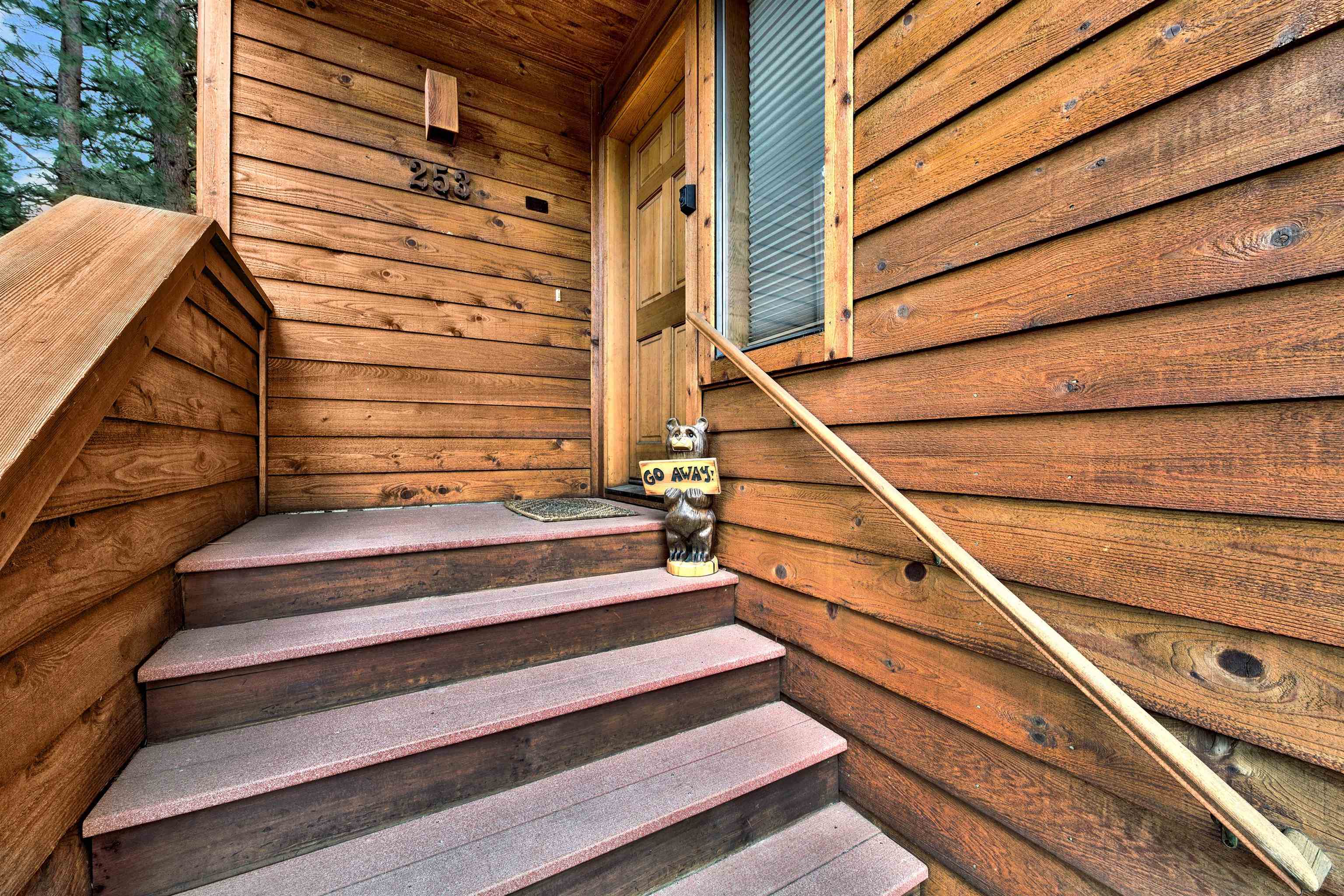 253 Basque Drive, Unit SHARE #2 Truckee, CA 96161 - Photo 14 of 24
