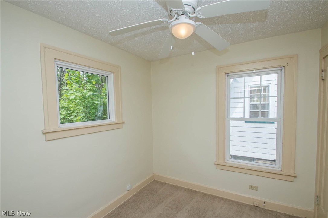 1529 Parkhill Road Cleveland Heights, OH 44121 - Photo 15 of 22