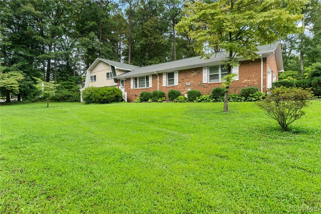 1901 Camborne Road North Chesterfield, VA 23236 - Photo 38 of 39 Gallery Image 38