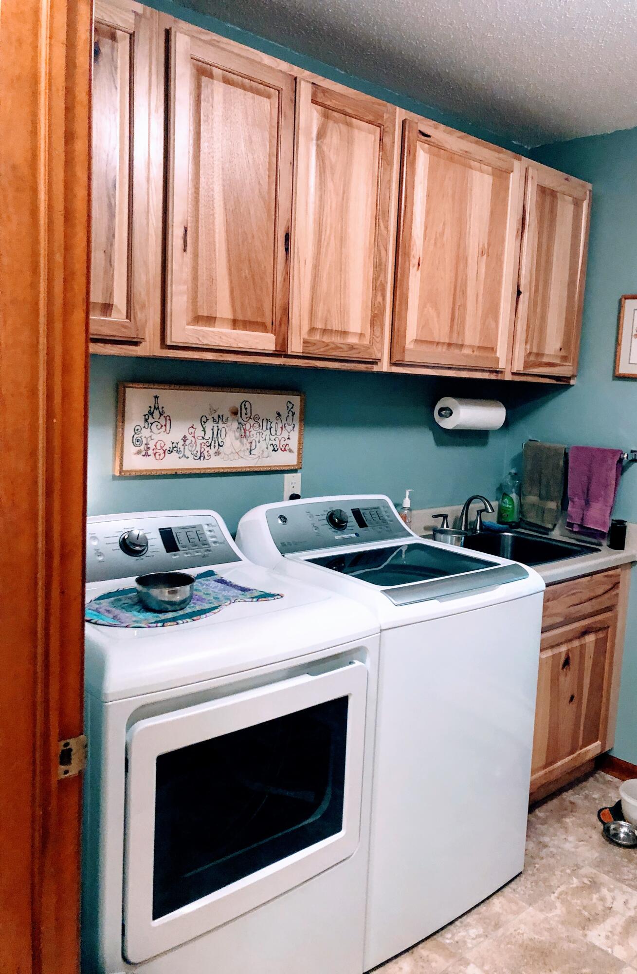 21075 1 Mile Road Reed City, MI 49677 - Photo 12 of 43 laundry
