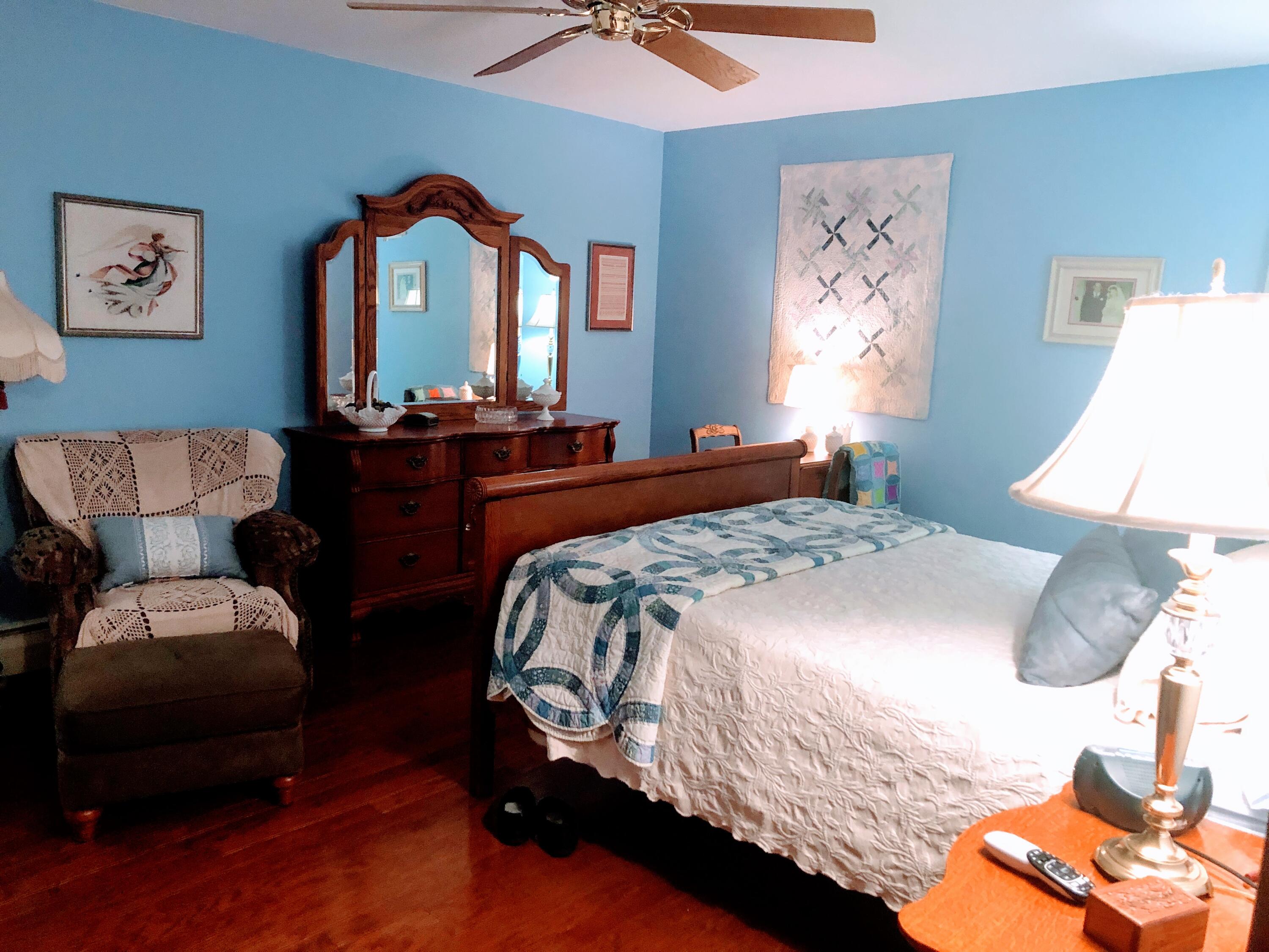 21075 1 Mile Road Reed City, MI 49677 - Photo 14 of 43 Master bedroom