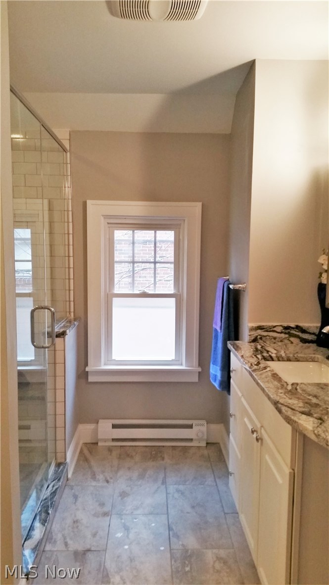 3147 Chadbourne Road Cleveland, OH 44120 - Photo 22 of 30 On-Suite Master Bathroom