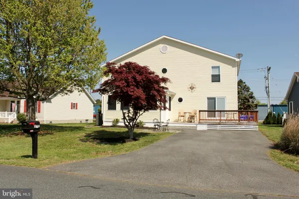 $720,000 | 36793 Breakwater Run, Selbyville, DE 19975