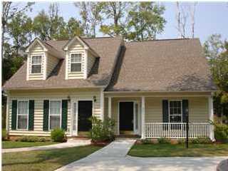 369 Springview Lane Summerville, SC 29485 - Photo 1 of 4 Primary Photo