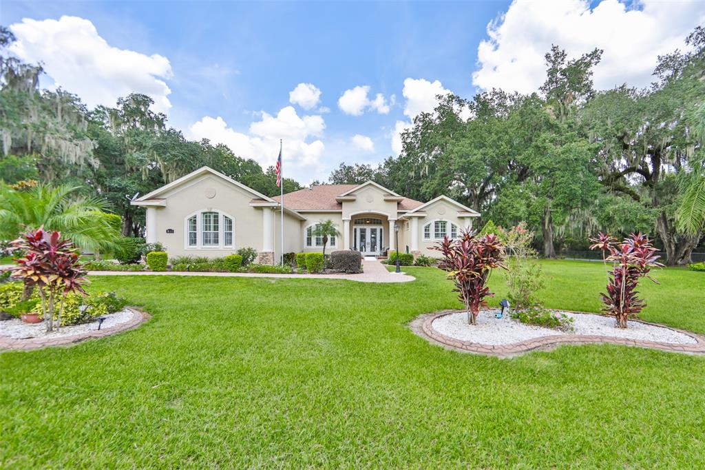 3111 Sam Hicks Road Plant City, FL 33567 - Photo 1 of 1 Gallery Image 1