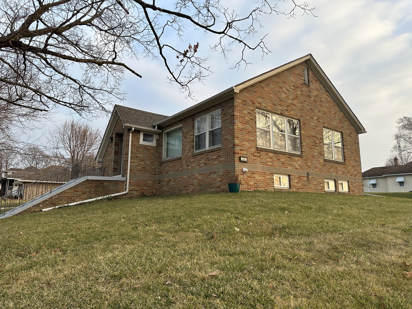 230 West Minnesota Street Spring Valley, IL 61362 - Photo 2 of 16 Gallery Image 2