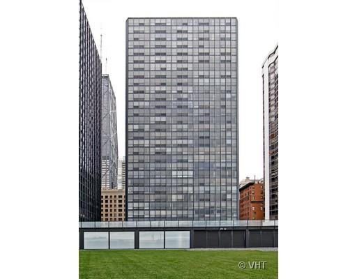 910 North Lake Shore Drive, Unit 718 Chicago, IL 60611 - Photo 9 of 10 a view of balcony