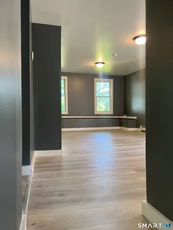 $1,750 | 90 Aetna Street, Naugatuck, CT 06770