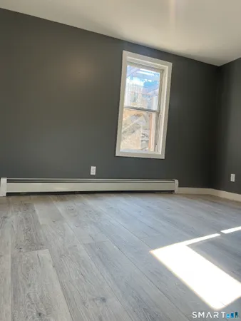 $1,750 | 90 Aetna Street, Naugatuck, CT 06770