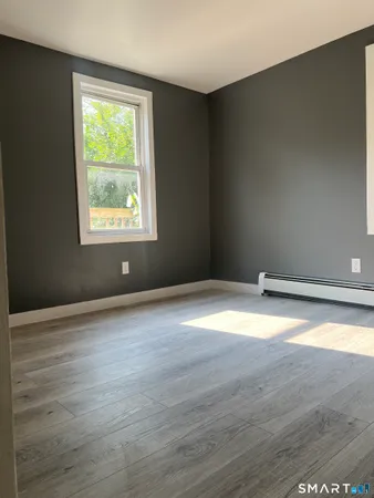 $1,750 | 90 Aetna Street, Naugatuck, CT 06770