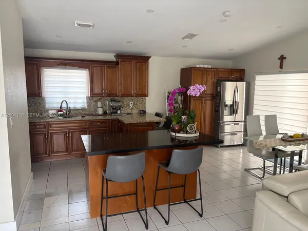 $3,500 | 3103 West 70th Street, Hialeah, FL 33018