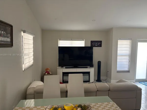 $3,500 | 3103 West 70th Street, Hialeah, FL 33018