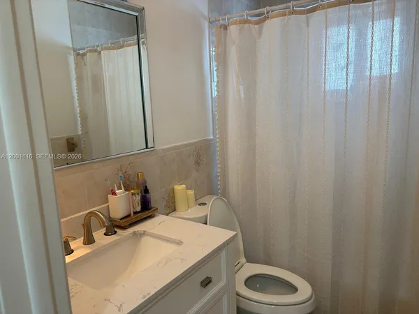 $3,500 | 3103 West 70th Street, Hialeah, FL 33018