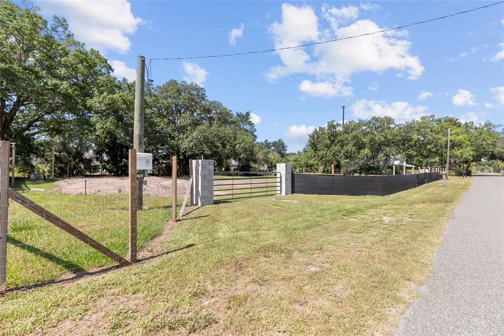 5030 Duque Road Lutz, FL 33549 - Photo 10 of 13