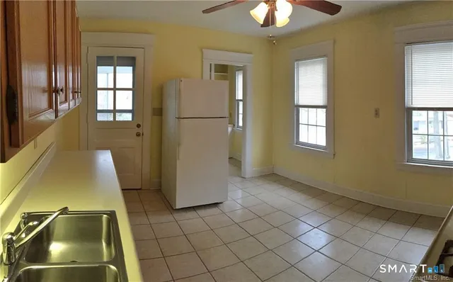 $1,400 | 28 Grove Street, Thomaston, CT 06787