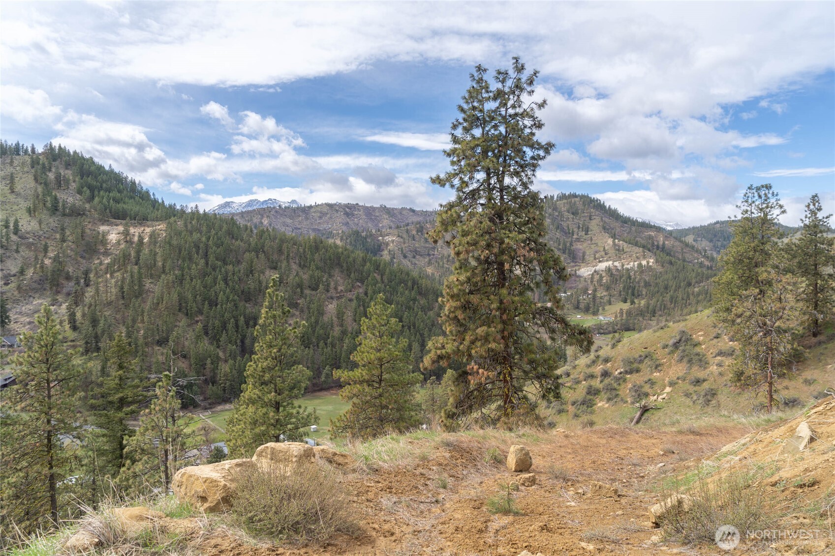 4681 Brisky Canyon Road Cashmere, WA 98815 - Photo 11 of 21