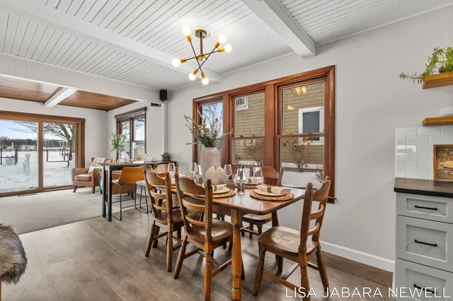 $1,249,900 | 1738 Waukazoo Drive, Holland, MI 49424