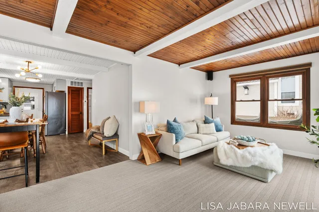 $1,249,900 | 1738 Waukazoo Drive, Holland, MI 49424