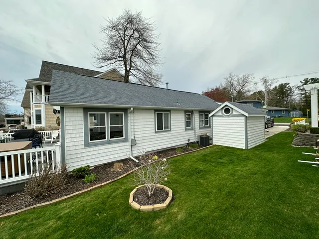 $1,249,900 | 1738 Waukazoo Drive, Holland, MI 49424