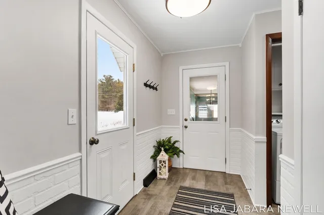 $1,249,900 | 1738 Waukazoo Drive, Holland, MI 49424