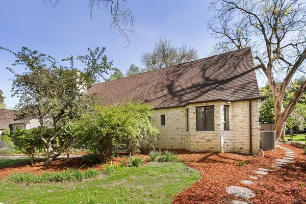 $1,799,000 | 53 College Park, Davis, CA 95616