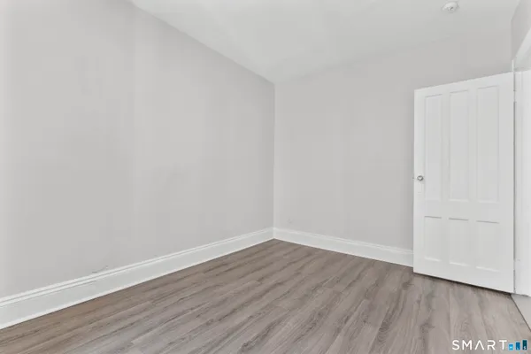 $2,500 | 394 Gregory Street, Unit 4, Bridgeport, CT 06604