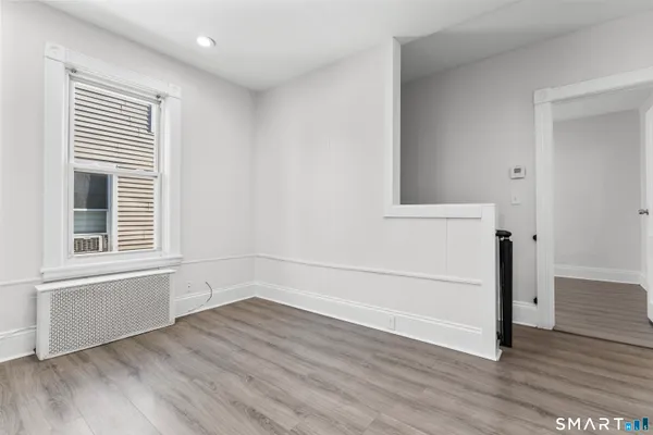 $2,500 | 394 Gregory Street, Unit 4, Bridgeport, CT 06604