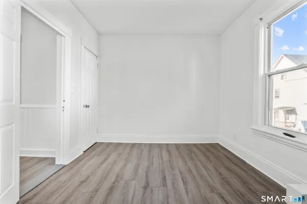 $2,500 | 394 Gregory Street, Unit 4, Bridgeport, CT 06604