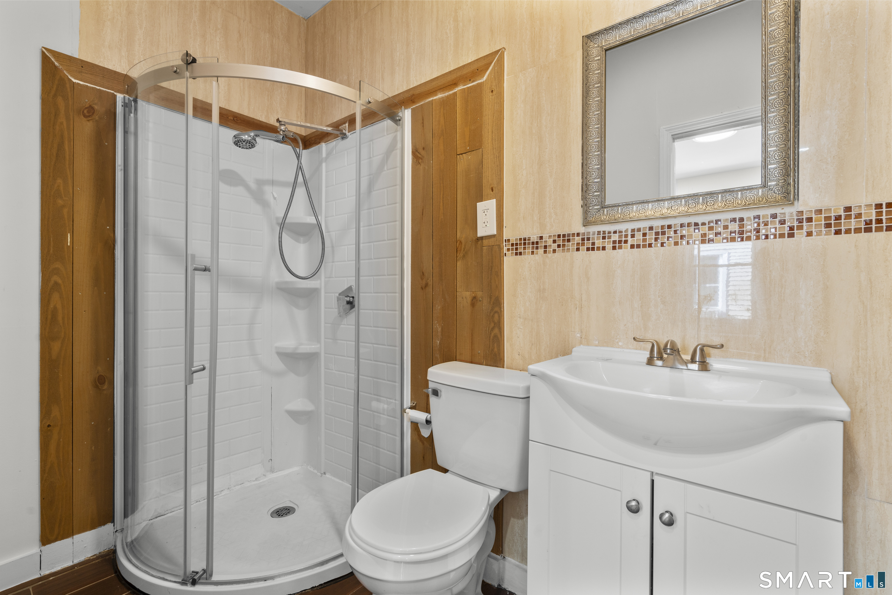 394 Gregory Street, Unit 4 Bridgeport, CT 06604 - Photo 9 of 24