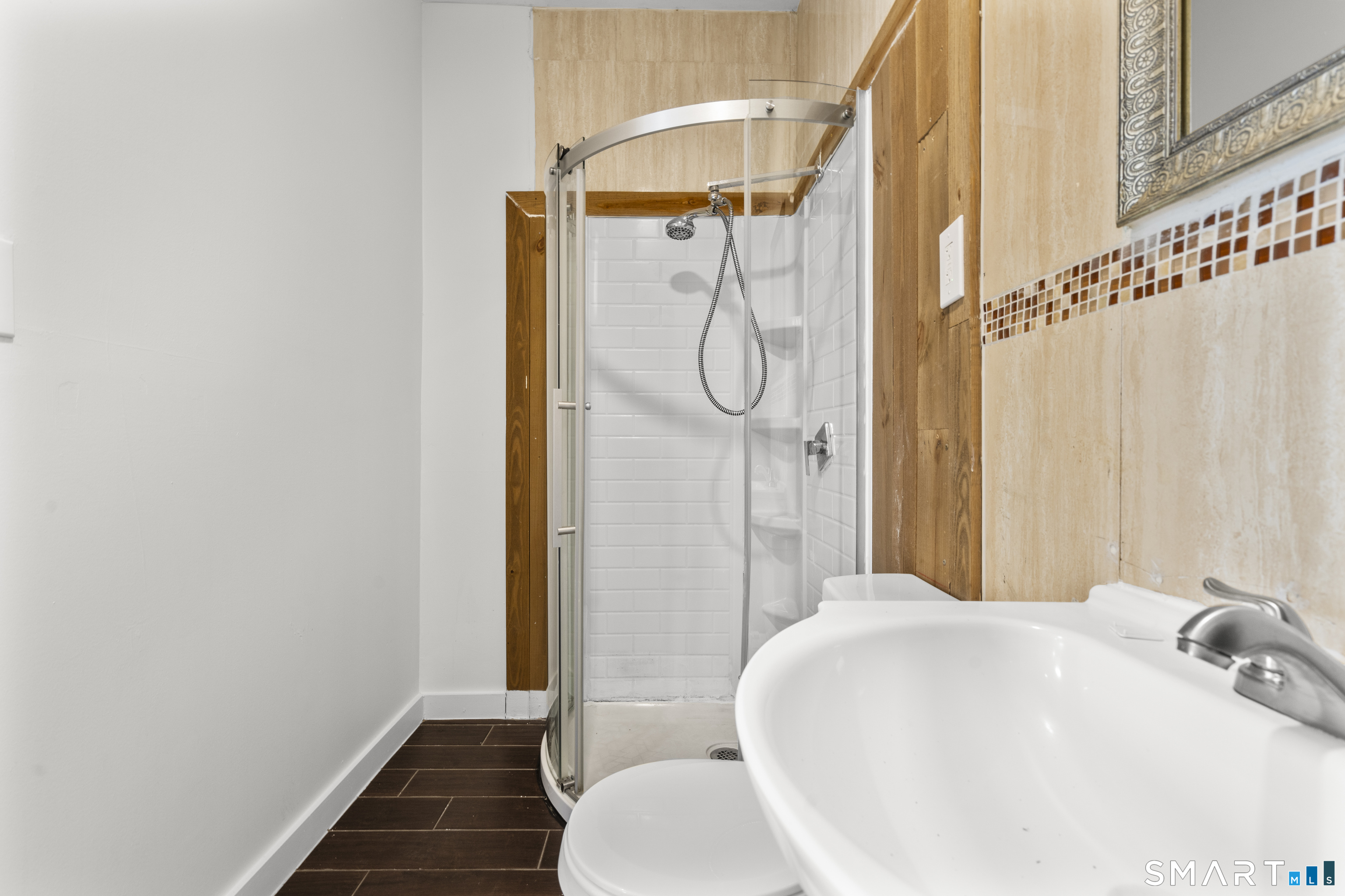 394 Gregory Street, Unit 4 Bridgeport, CT 06604 - Photo 10 of 24