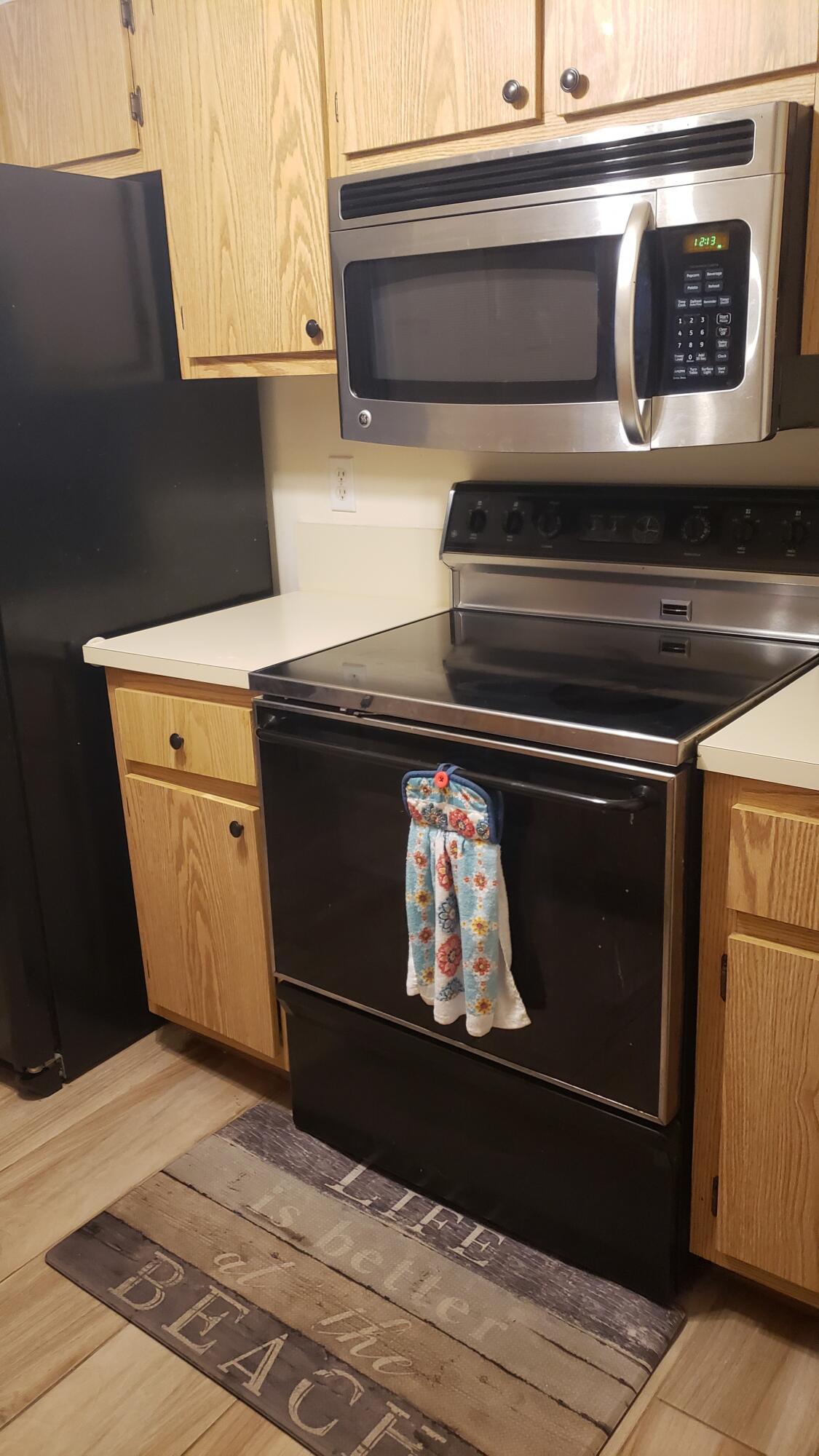 715 Ridge Club Drive, Unit 79 Melbourne, FL 32934 - Photo 20 of 29 Kitchen