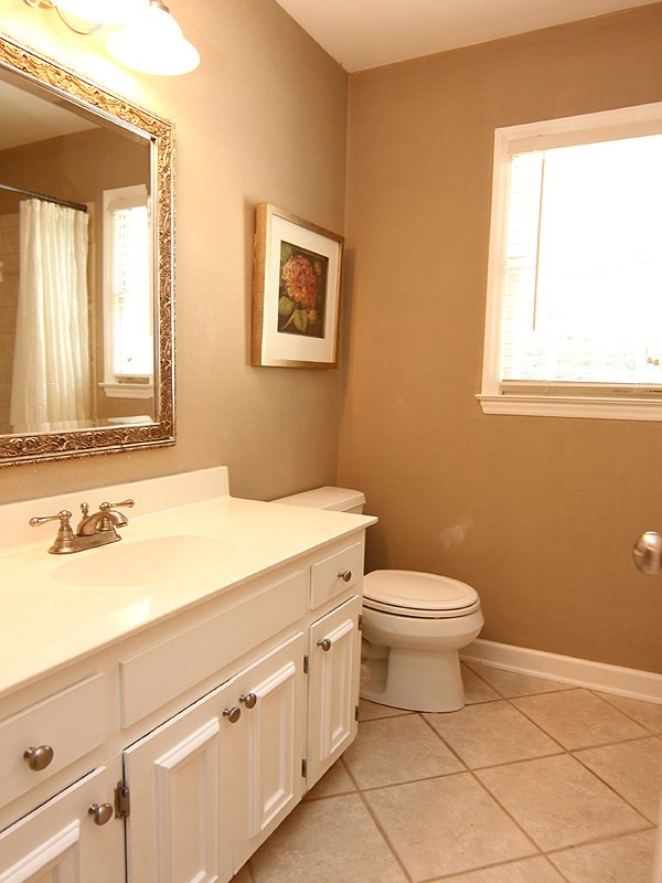 2712 Farnborough Road Raleigh, NC 27613 - Photo 16 of 25 Bathroom 2 on 2nd floor with tiled floor and tub/shower. Neutral palette Bathroom