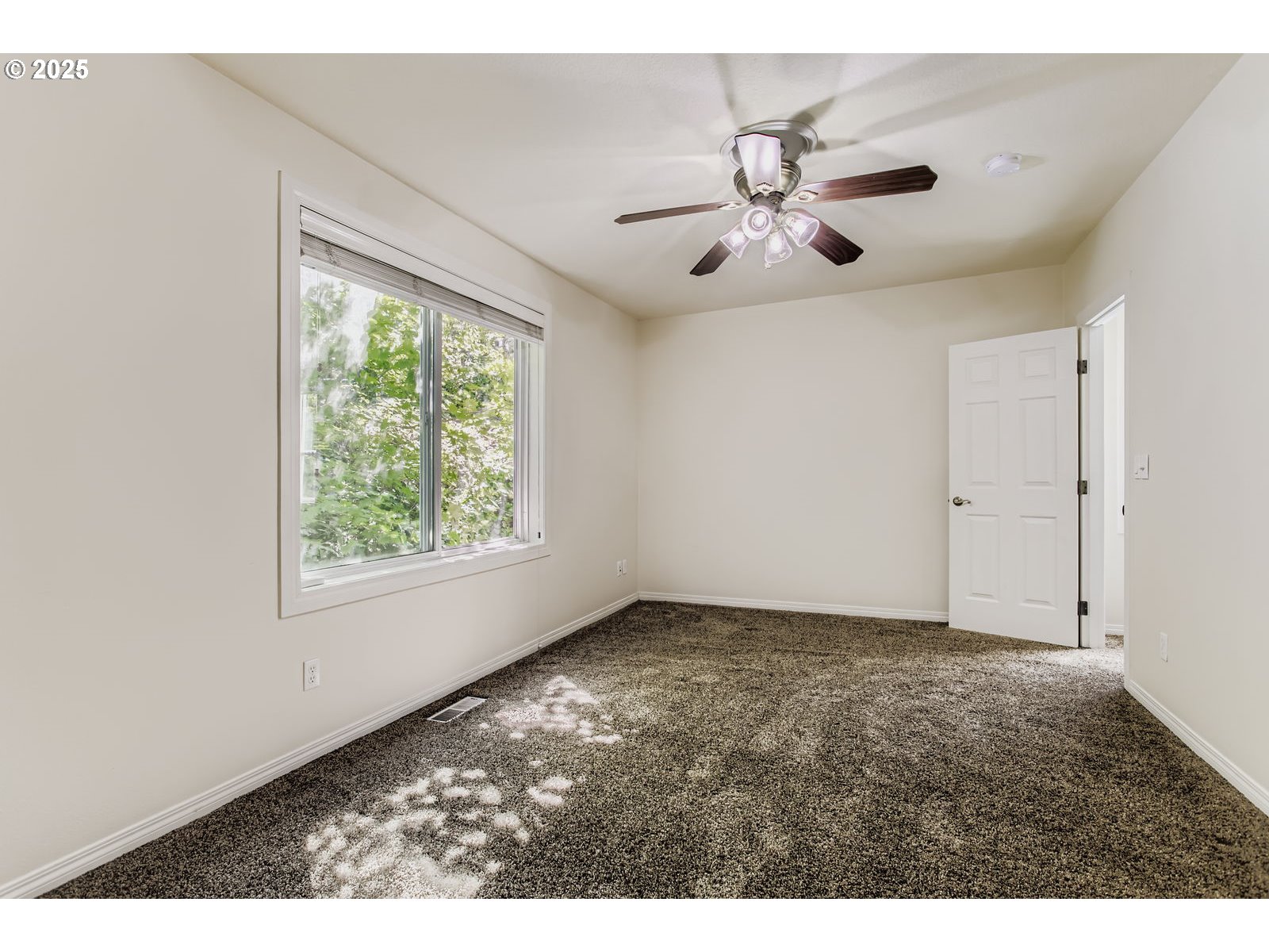 1616 Southwest Montgomery Street Portland, OR 97201 - Photo 25 of 32 Bedroom