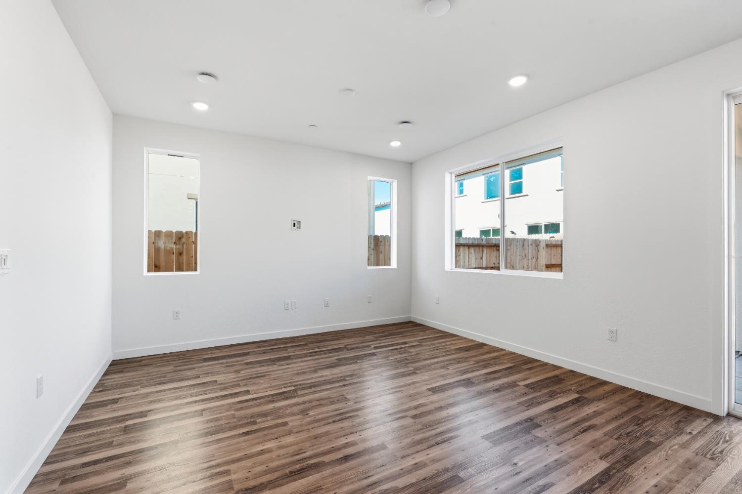 7073 Star Rise Way Roseville, CA 95747 - Photo 4 of 25