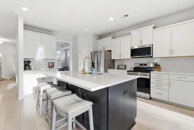 $750,000 | 2101 Utsey Street, Johns Island, SC 29455