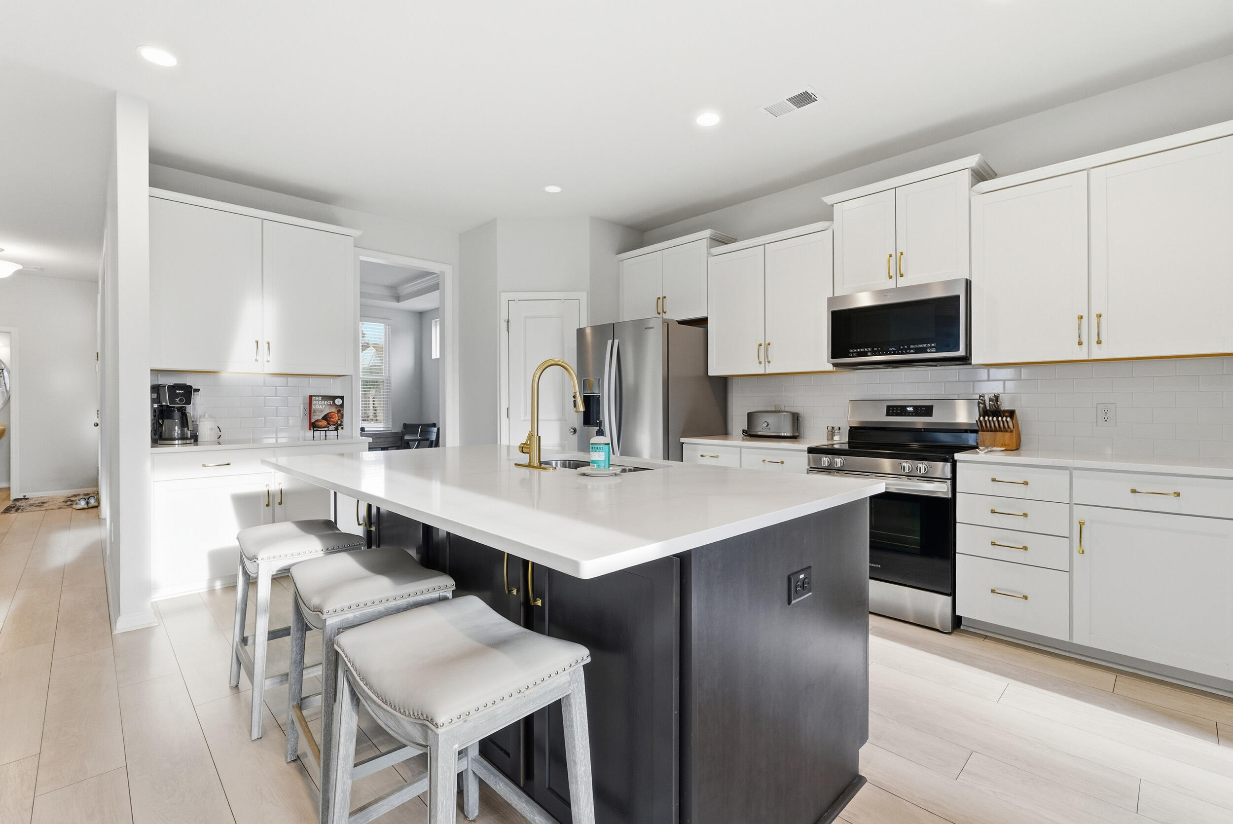 2101 Utsey Street Johns Island, SC 29455 - Photo 4 of 35 Andrew Flowers - 4Kitchen2