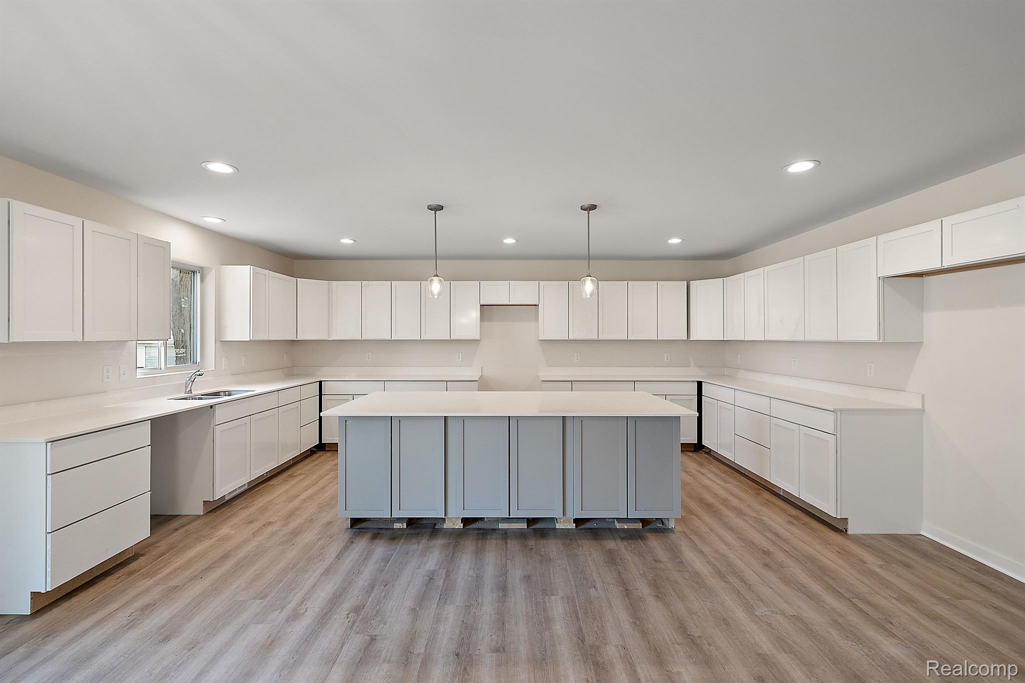 2825 Walsh Drive Rochester, MI 48309 - Photo 18 of 38 Gallery Image 18