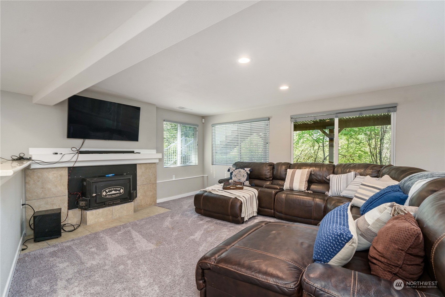 19620 Southeast 220th Street Renton, WA 98058 - Photo 16 of 38 Gallery Image 16