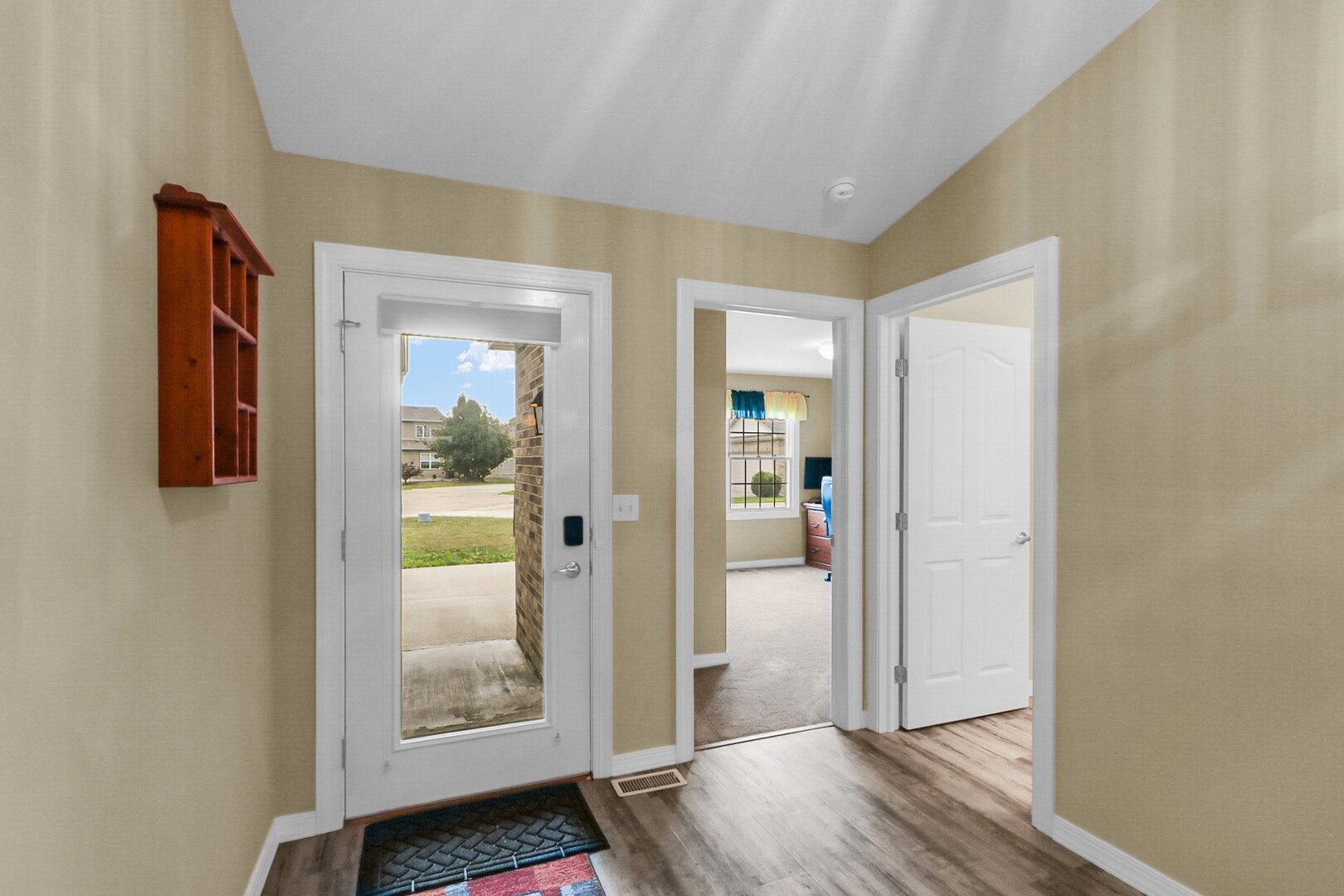 1614 Windward Point, Unit 1 Champaign, IL 61821 - Photo 18 of 50 Gallery Image 18