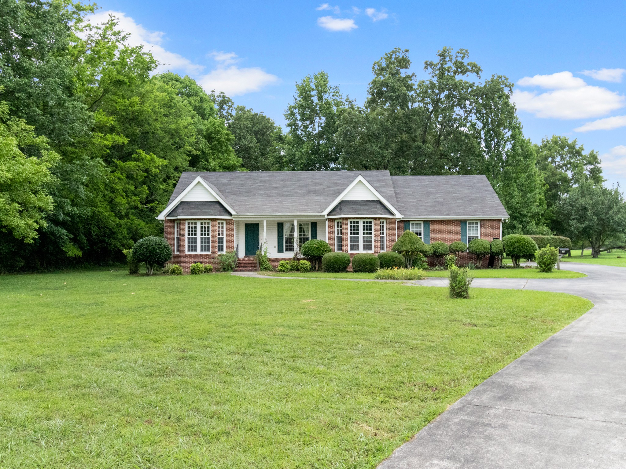 305 Short Springs Road Tullahoma, TN 37388 - Photo 1 of 43 Gallery Image 1