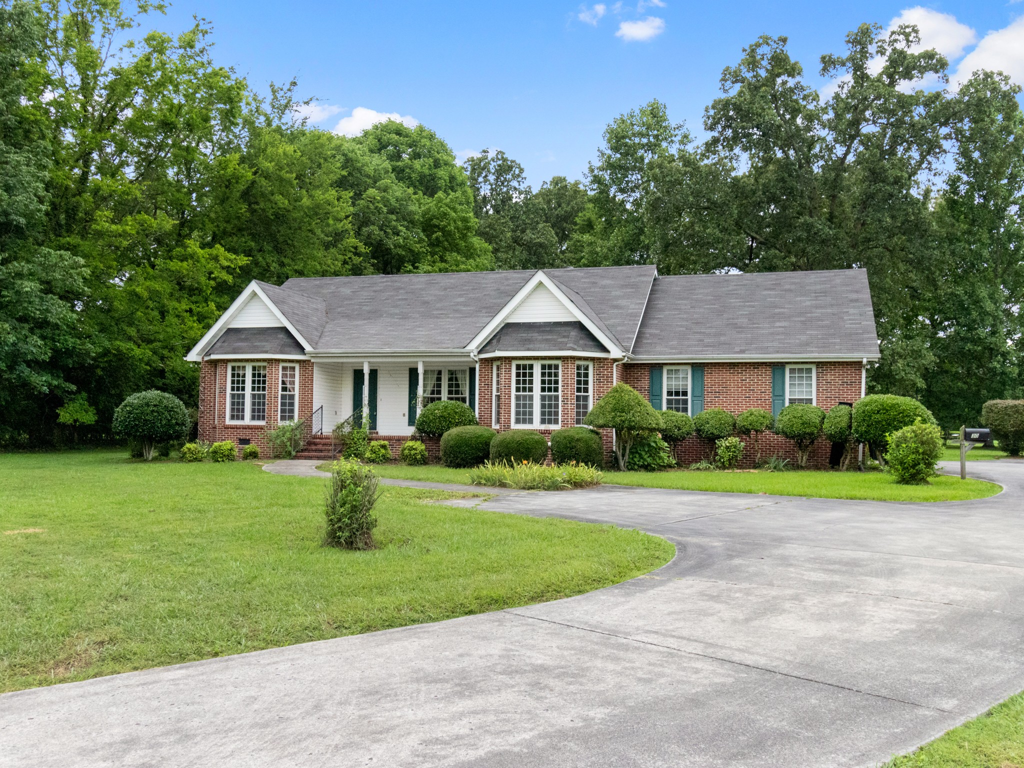 305 Short Springs Road Tullahoma, TN 37388 - Photo 3 of 43 Gallery Image 3