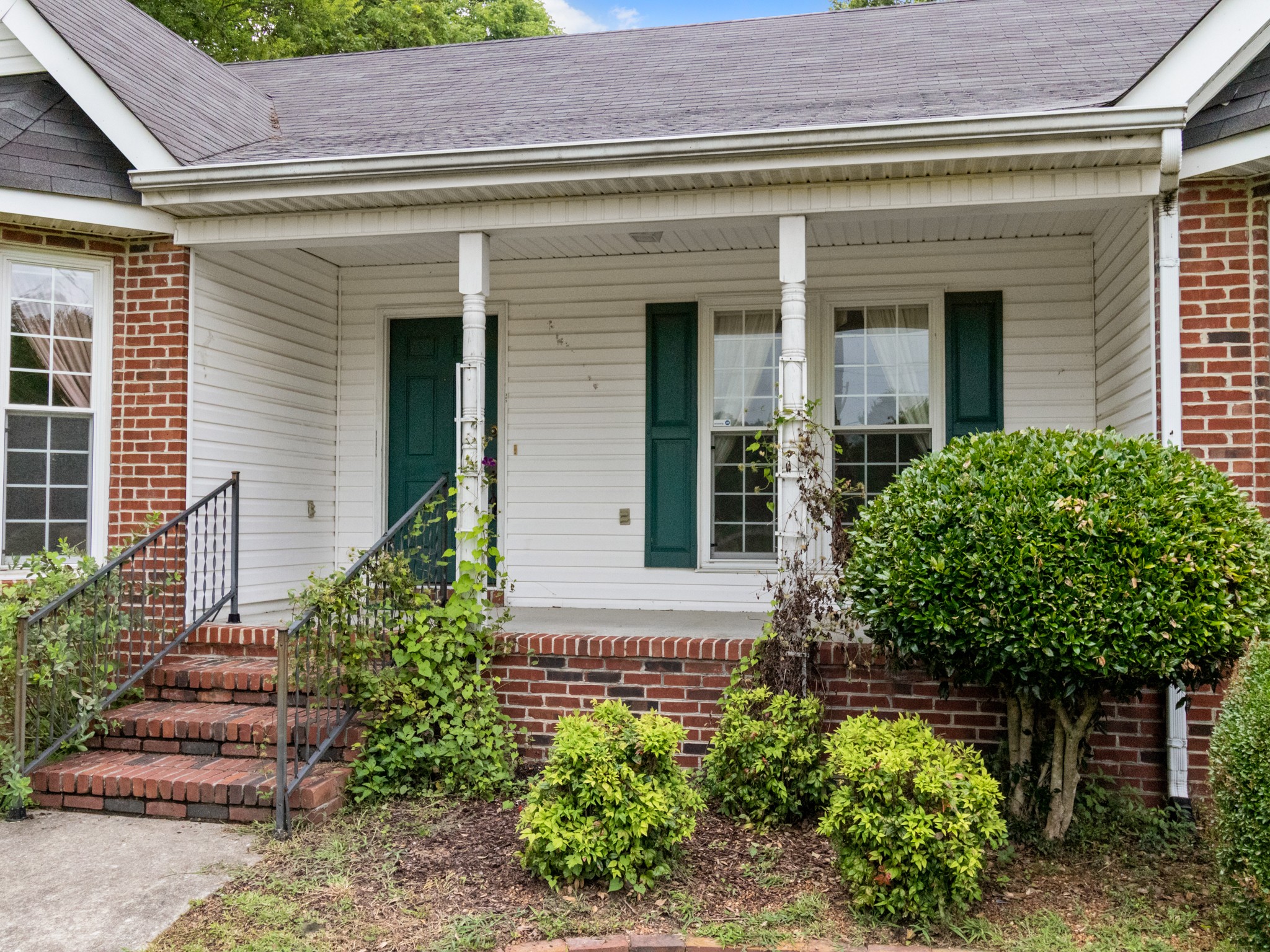 305 Short Springs Road Tullahoma, TN 37388 - Photo 5 of 43 Gallery Image 5