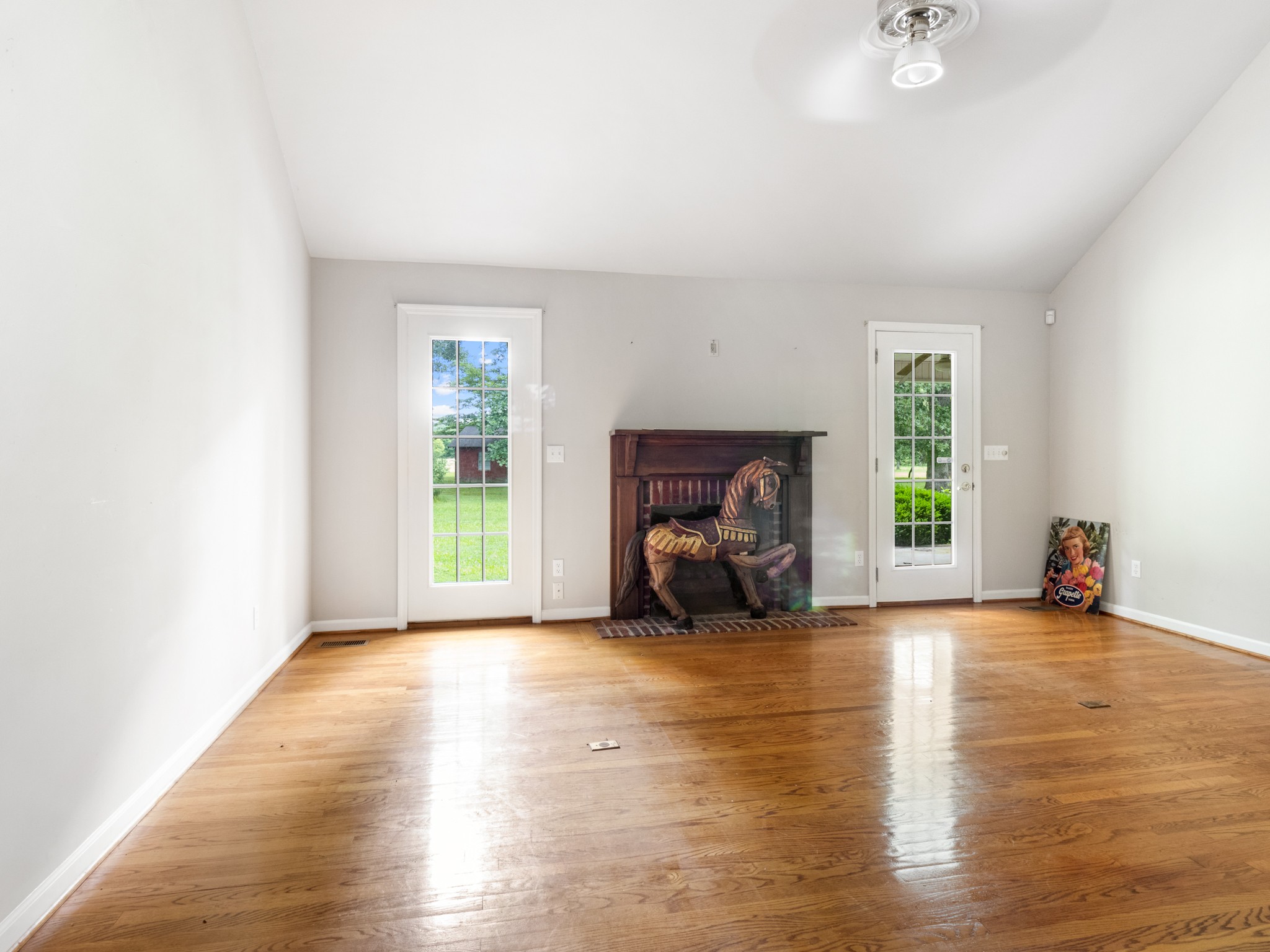 305 Short Springs Road Tullahoma, TN 37388 - Photo 9 of 43 Gallery Image 9
