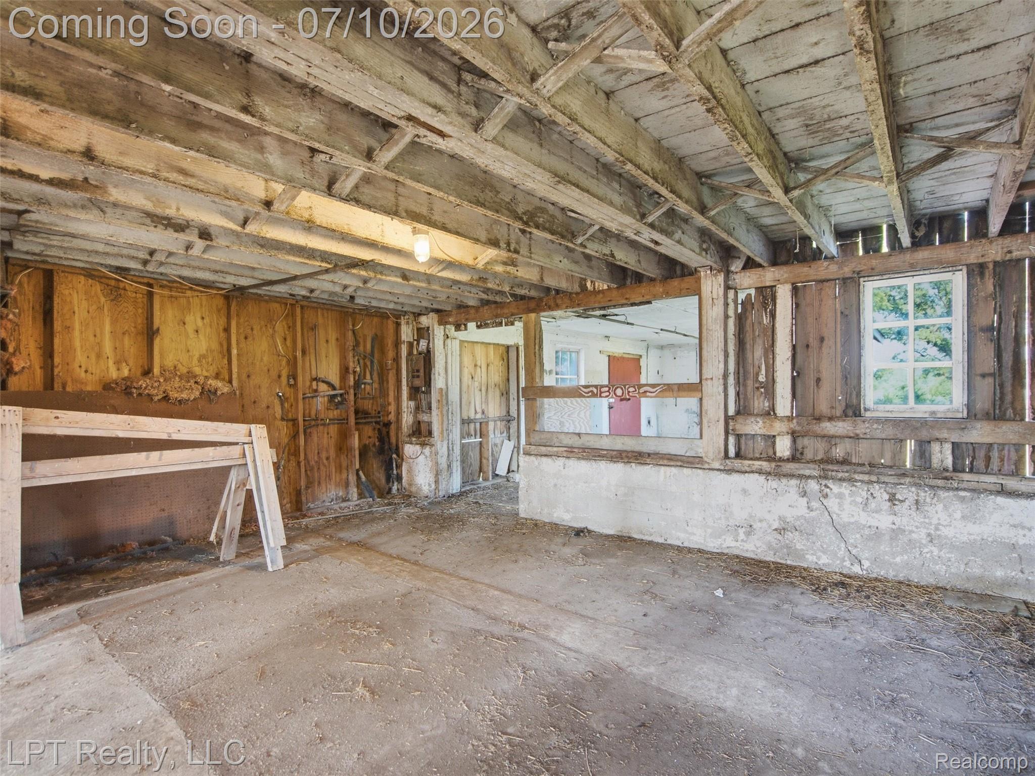 600 Fowlerville Road Fowlerville, MI 48836 - Photo 15 of 74 17-DSC00012.jpg